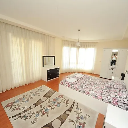 Nadfox Villa *